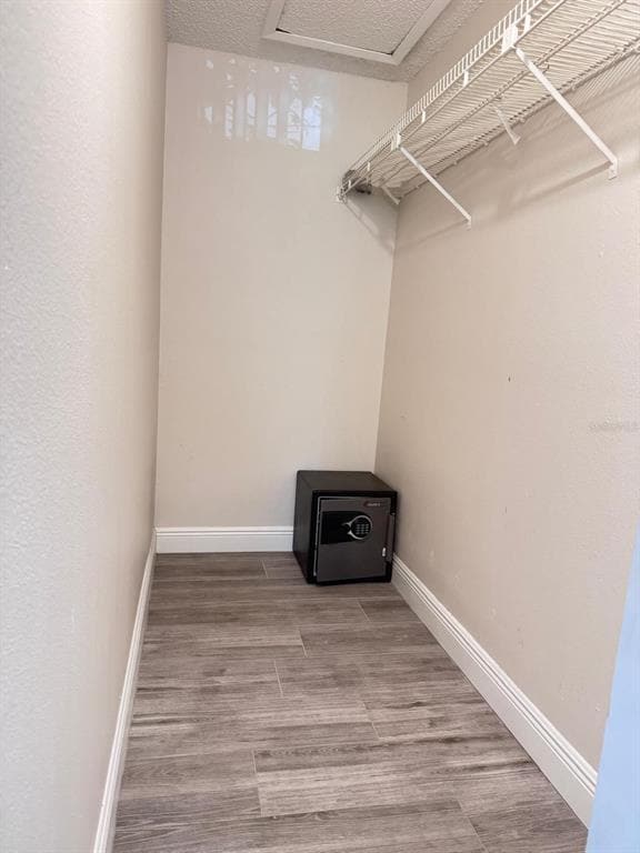 Building Photo - 5555 Baywater Dr