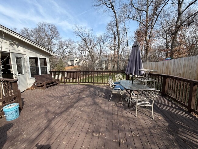 Building Photo - Beautiful 5 Bedroom 3 Bath Home for Rent in Lakeville!! Available NOW!