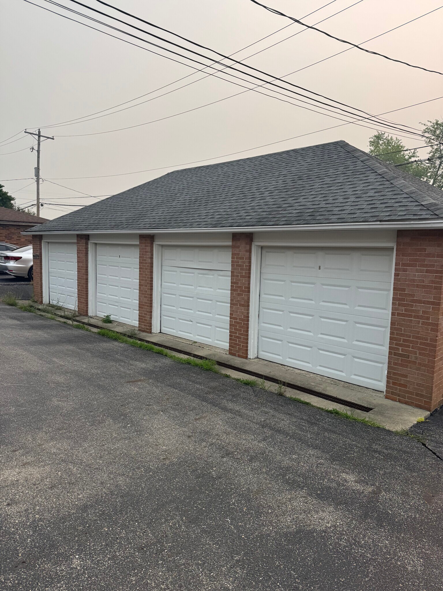 Building Photo - 4886 Dierker Rd