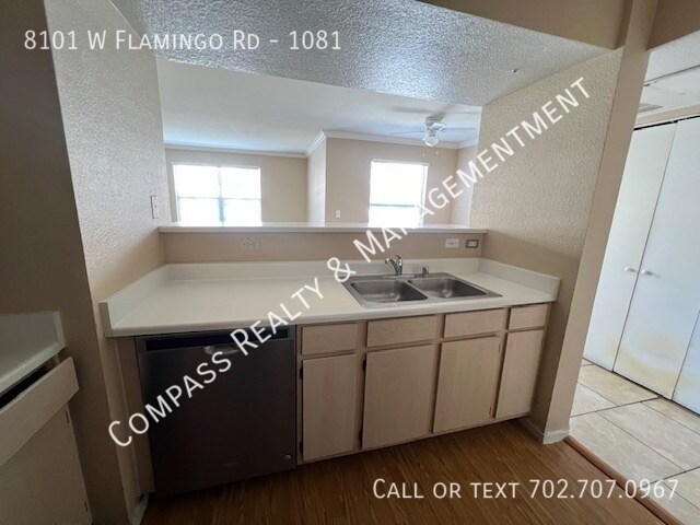Building Photo - Welcome to your dream condo in this beauti...