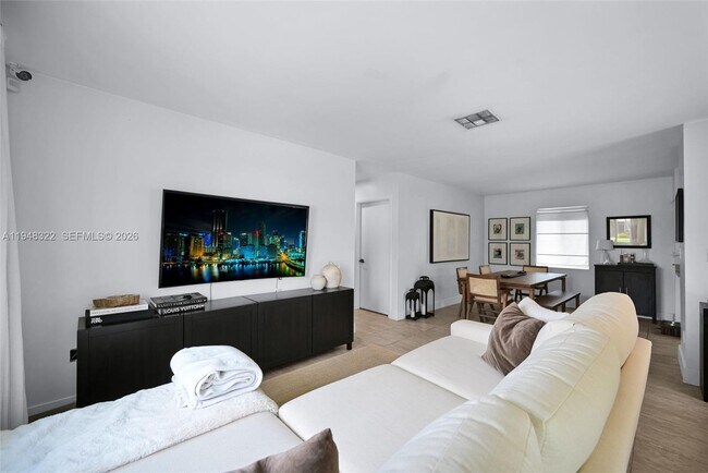 Building Photo - 8780 SW 200th Terrace