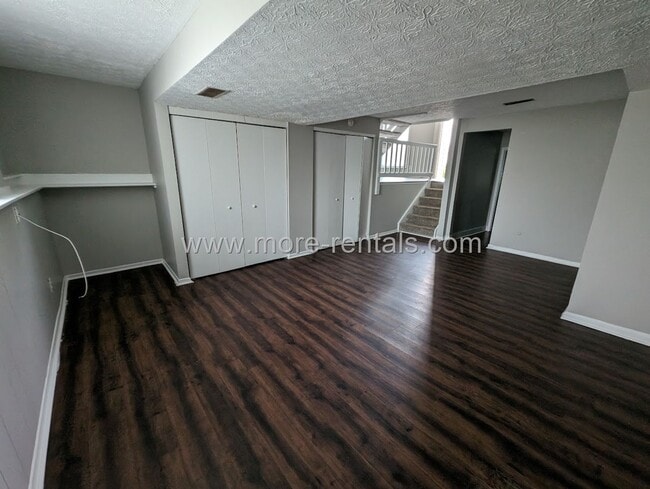 Building Photo - Remodeled house in Reynoldsburg (Groveport Schools)