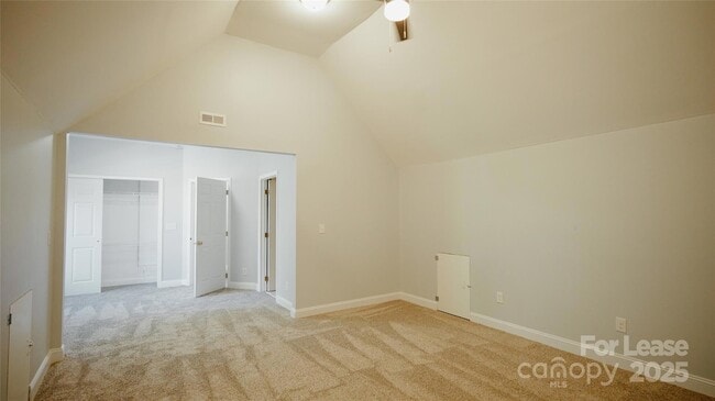 Building Photo - 12325 Summer Breeze Ct