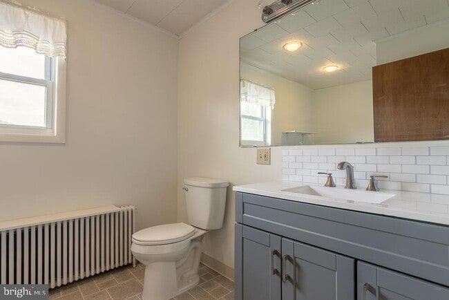 Building Photo - 3807 Kutztown Rd