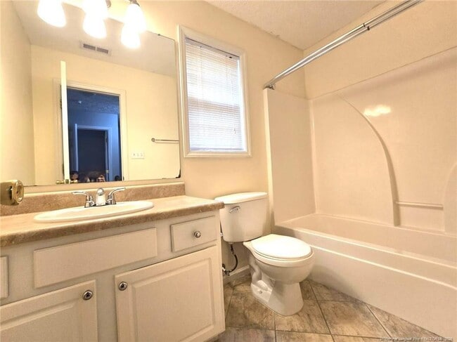 Building Photo - 5527 Rising Ridge Dr