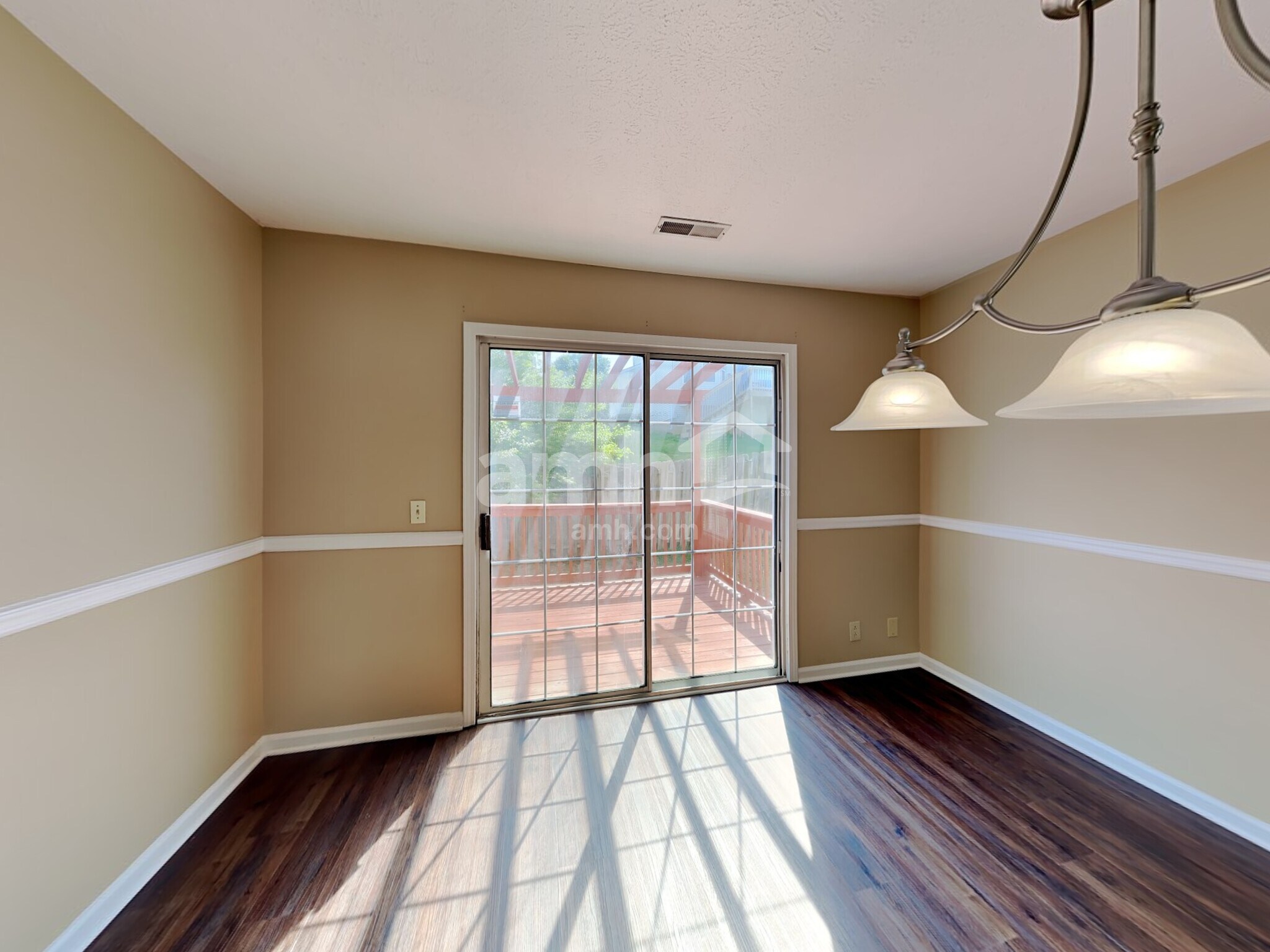 Building Photo - 2011 Lassiter Dr