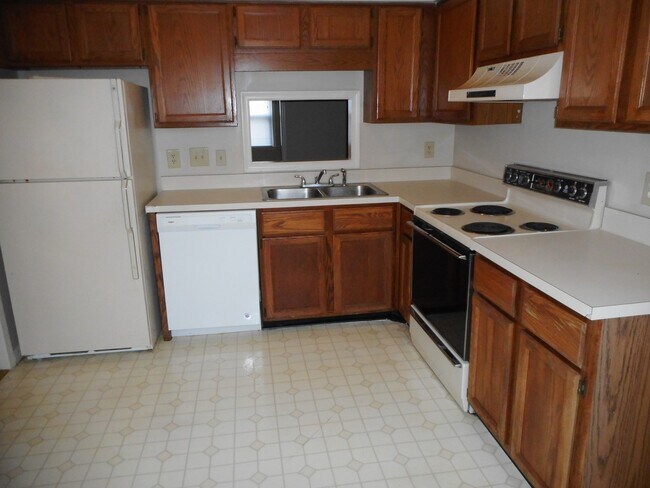 Building Photo - 515 Spring Garden St