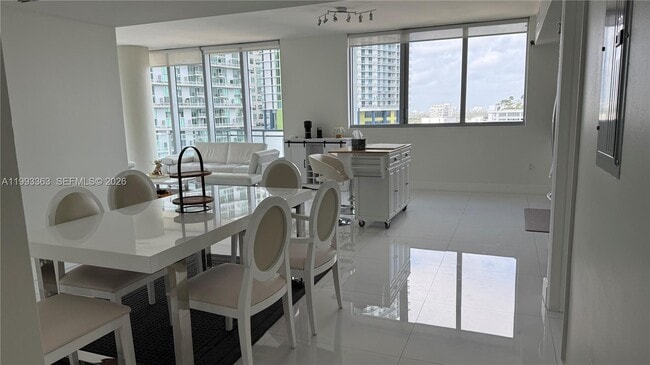 Building Photo - 92 SW 3rd St