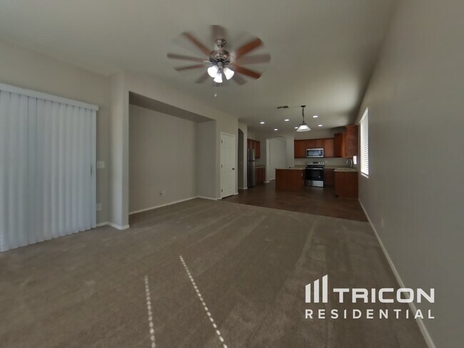 Building Photo - 8809 W Gardenia Ave