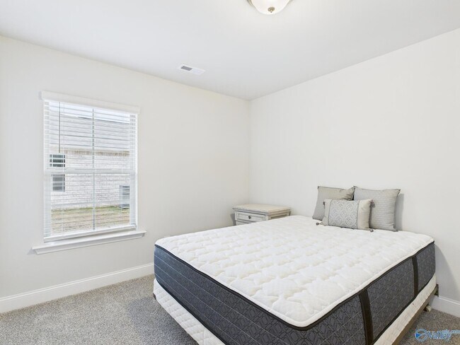 Building Photo - 15251 Lapwing Cv