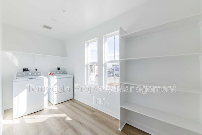 Building Photo - 31374 Lolite Dr