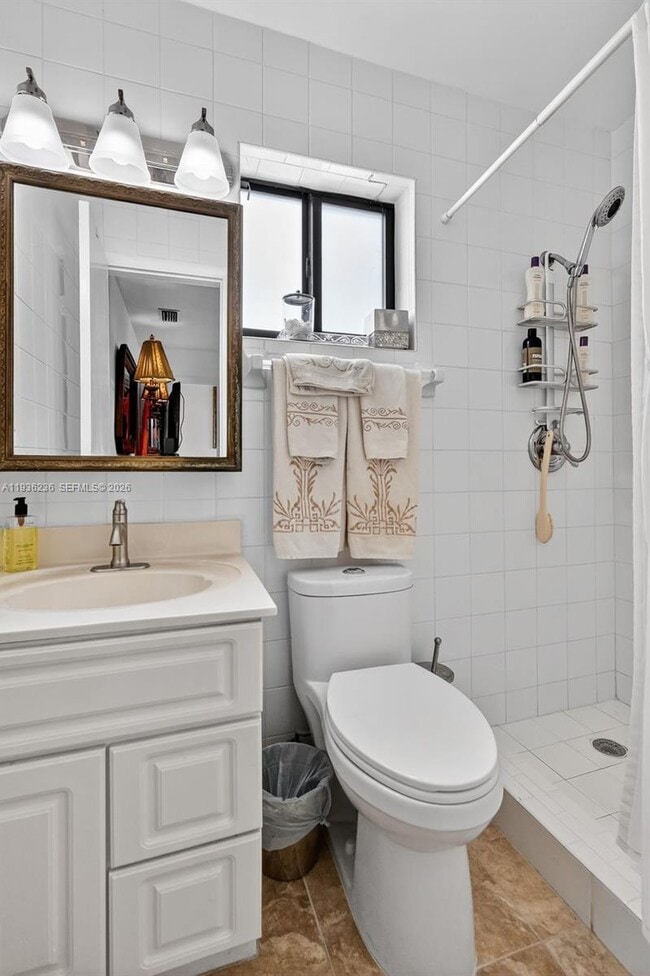 Building Photo - 17841 NW 84th Ct