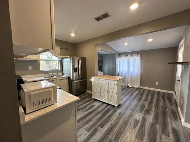 Building Photo - 414 W Jefferson St