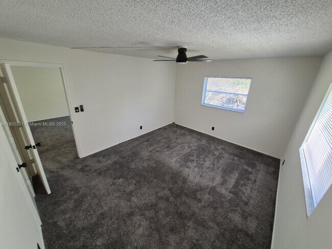 Building Photo - 5100 SW 64th Ave