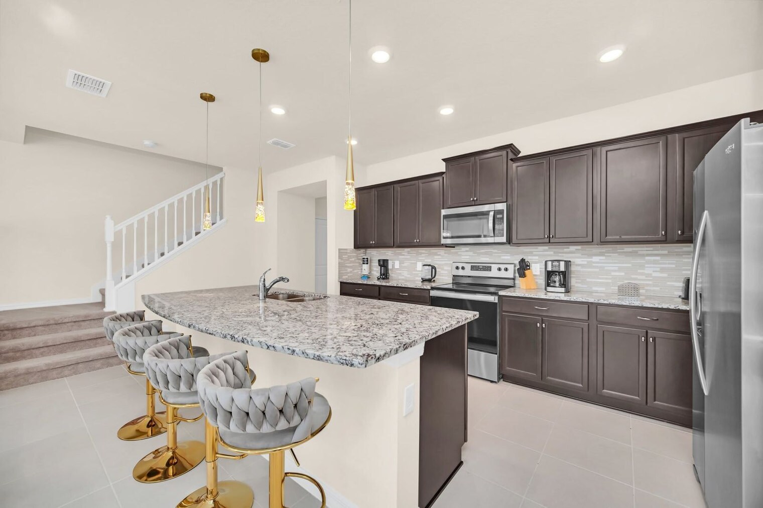 Building Photo - 4042 Lana Ave