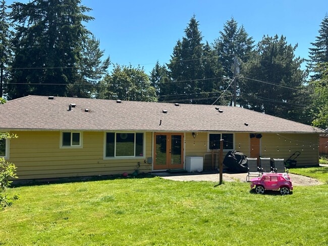 Building Photo - Bellevue Home