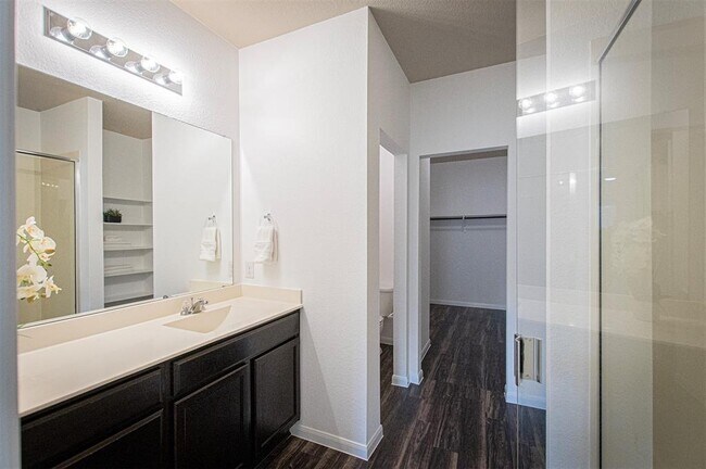 Building Photo - 15108 Diamondleaf Cove