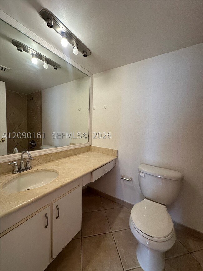 Building Photo - 6770 Indian Creek Dr