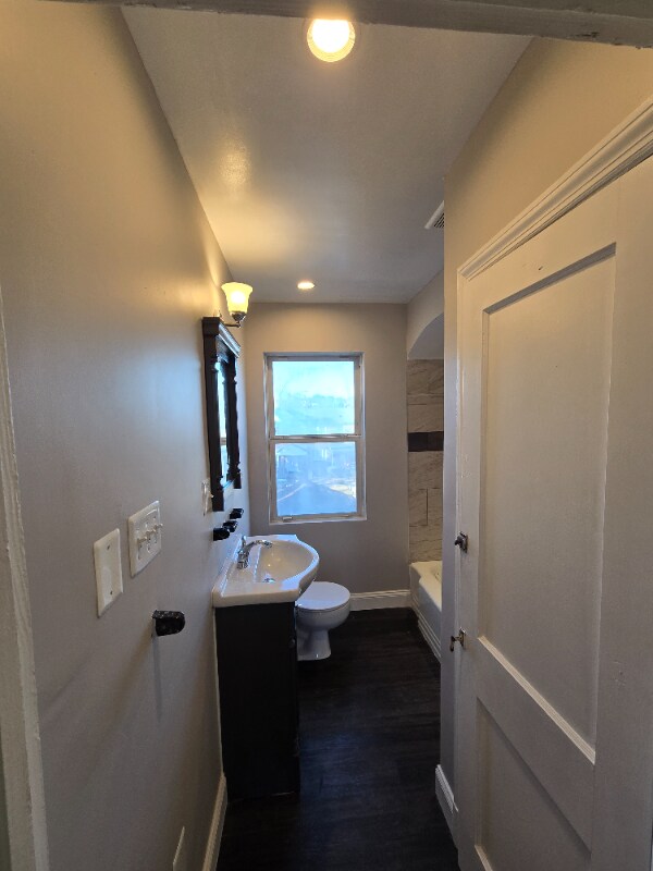 Building Photo - 2200 Braddish Ave