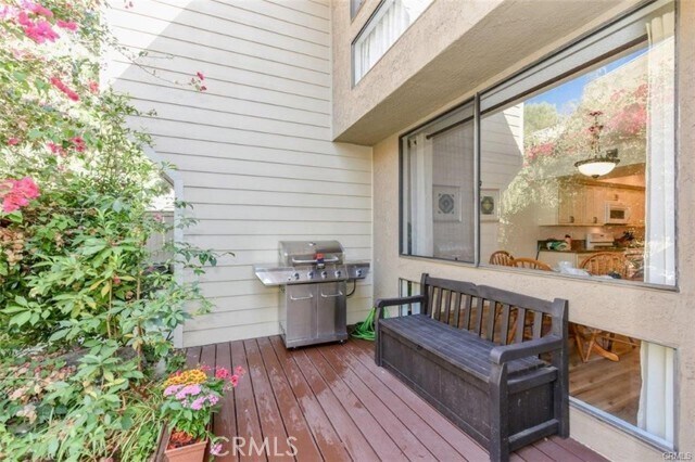 Building Photo - 5451 Twin Lakes Dr