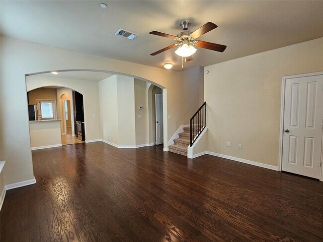 Building Photo - 808 Lost Pines Ln