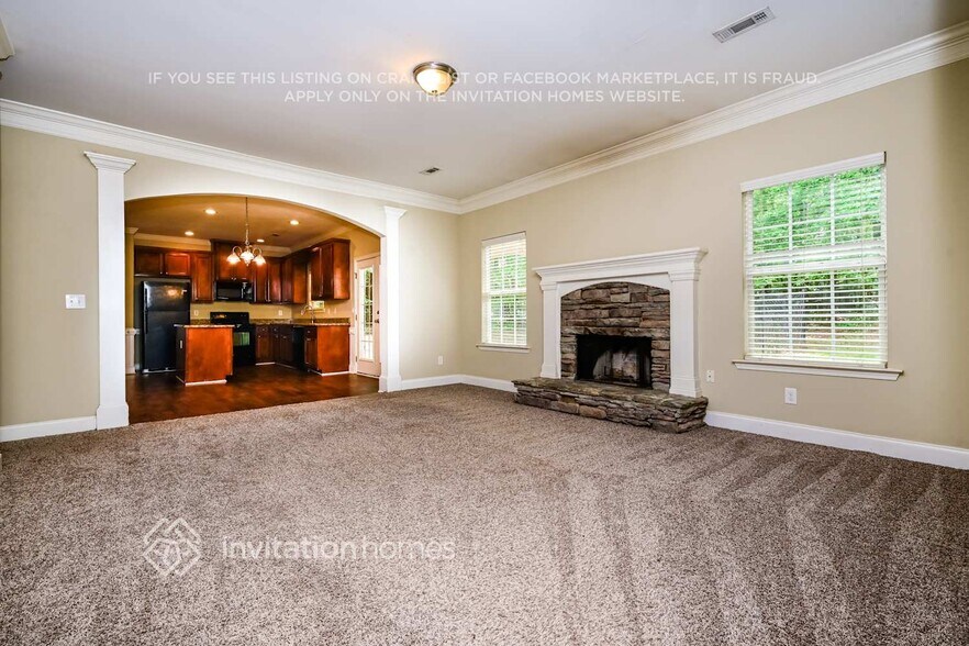 Building Photo - 165 Shoal Park Dr