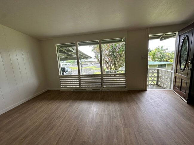 Building Photo - 3BDRM/2BATH