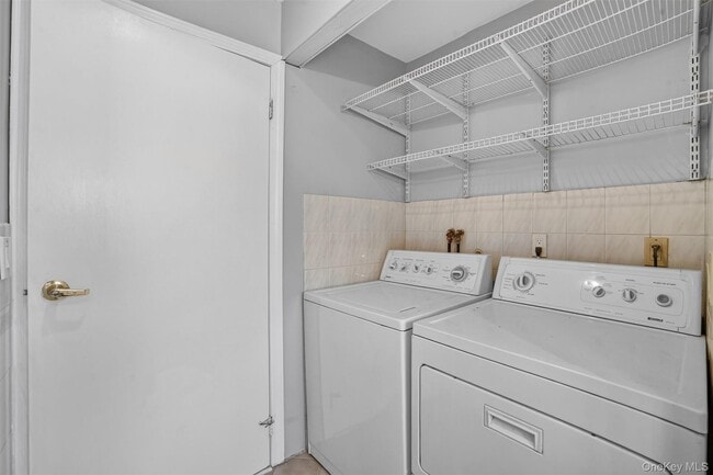 Building Photo - 4 Amackassin Terrace