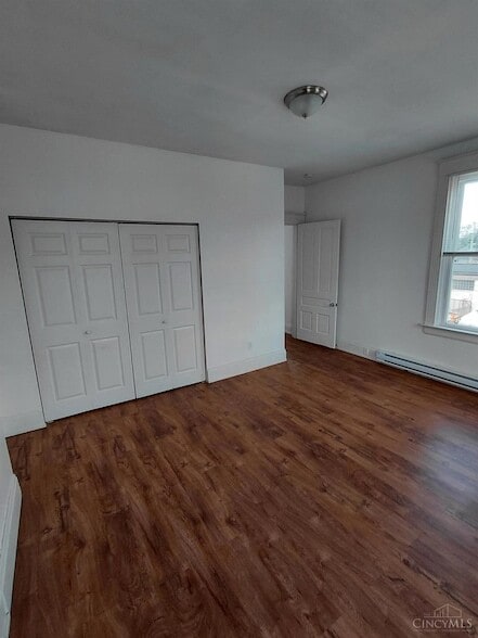 Building Photo - 15 Bertus St