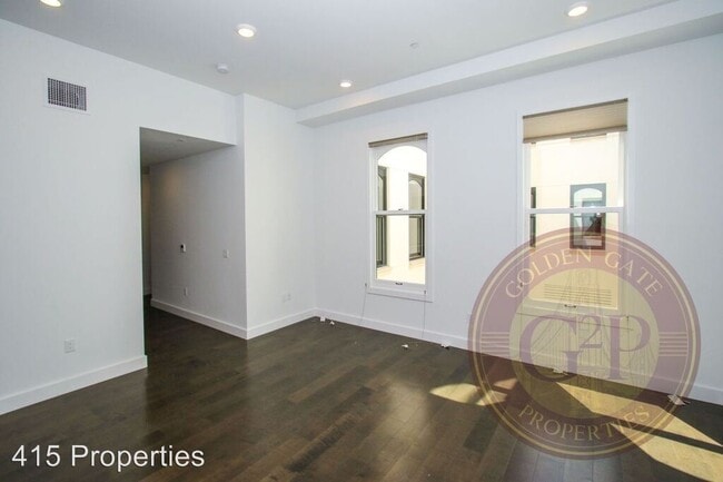 Building Photo - 722 Montgomery St