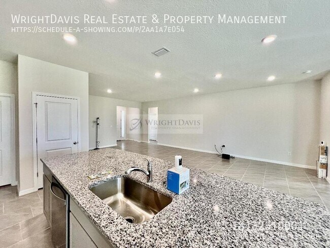 Building Photo - 33869 Field Maple Lp