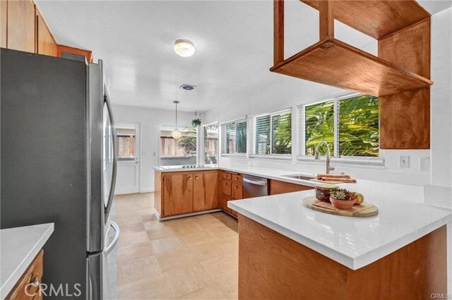 Building Photo - 2420 Marwick Ave