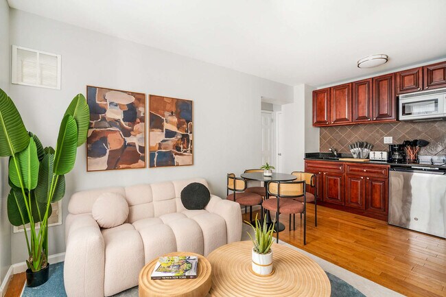 Building Photo - 238 W 73rd St