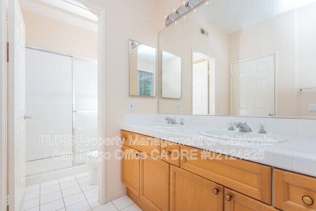 Building Photo - 5128 Sea Mist Ct