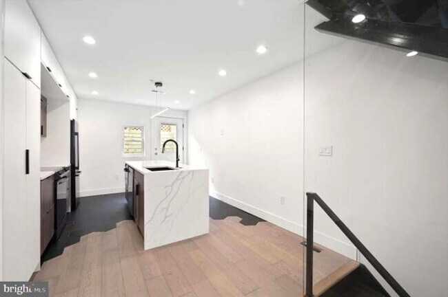 Building Photo - Gorgeous 3-Bedroom (or 2BR + Office) Townhome in the Heart of Northern Liberties! Available July ...