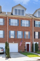 Building Photo - 2022 N Culpeper St