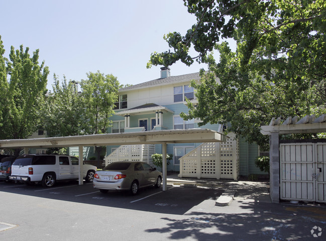 Building Photo - Sunset Creek Apartments