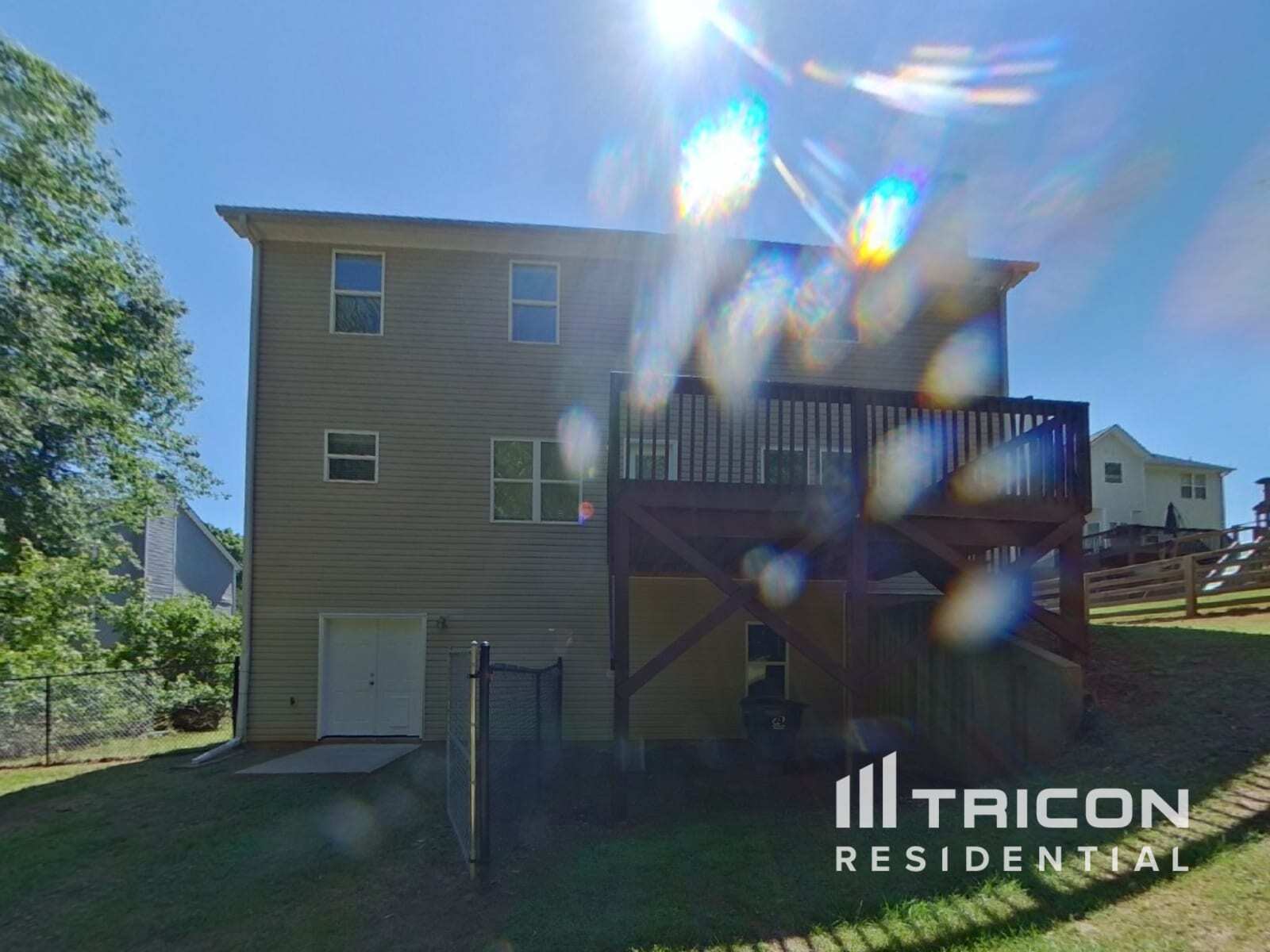 Building Photo - 9015 Montclair Hills Dr