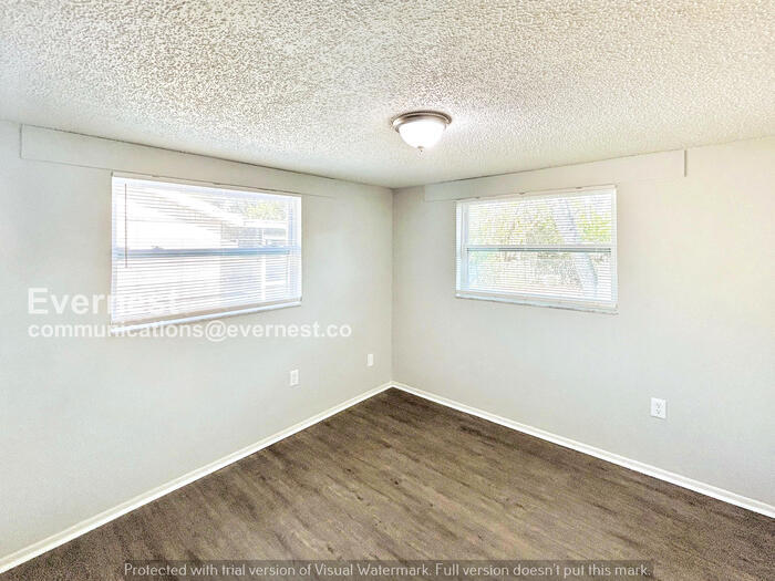 Building Photo - 11710 Paige Dr