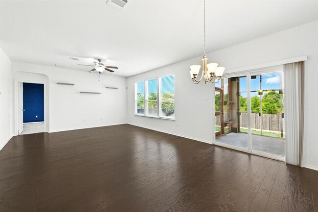 Building Photo - 173 Apricot Dr