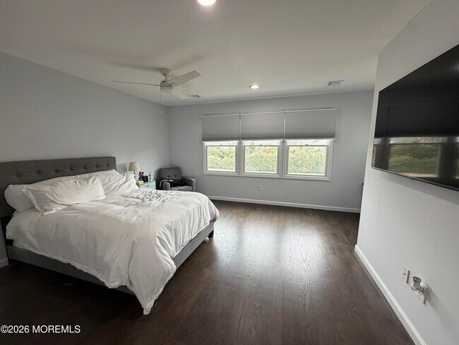 Building Photo - 41 Brookwillow Ave