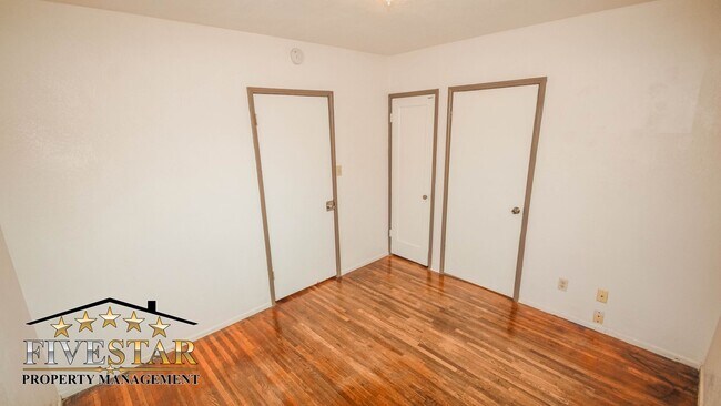 Building Photo - 209 Blomquist Dr