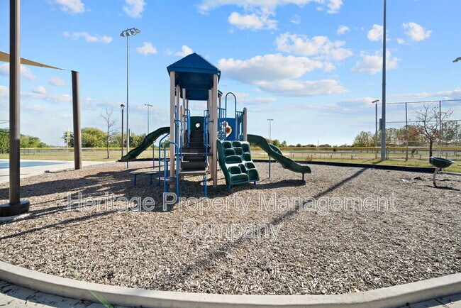 Building Photo - 12241 Cashton