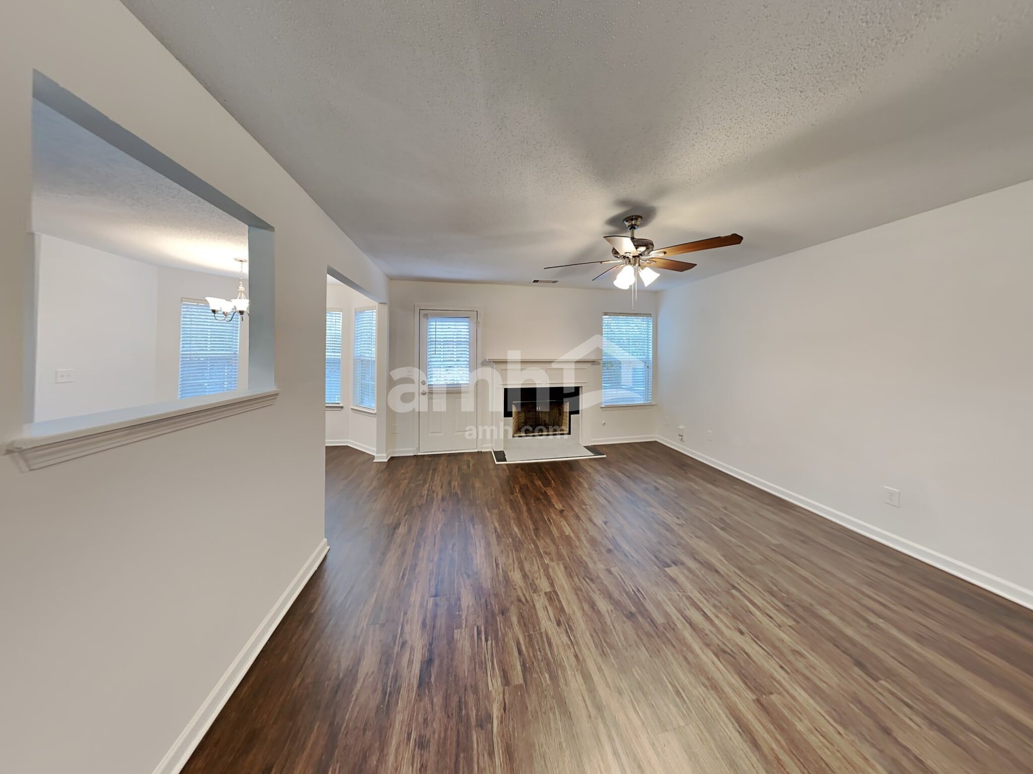 Building Photo - 1864 Tulip Petal Rd