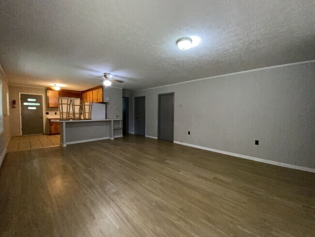 Building Photo - gree1910