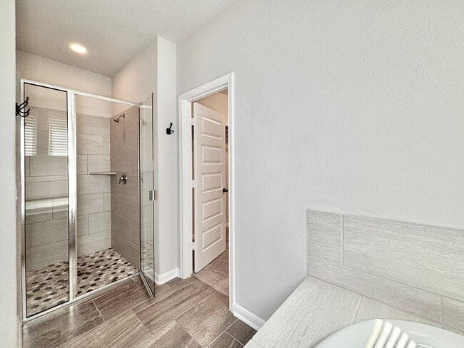 Building Photo - 4 Bedroom Home with Pool in Kinder Ranch!
