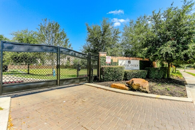 Building Photo - 11918 Stirling Row Ln