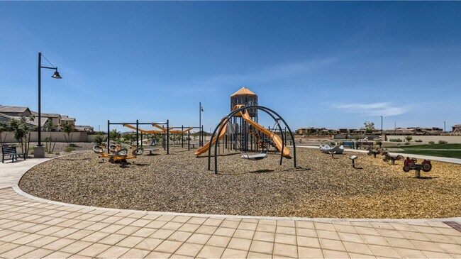 Building Photo - Like New luxurious Model Home with 2 Maste...