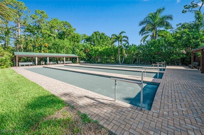 Building Photo - 15260 Cedarwood Ln