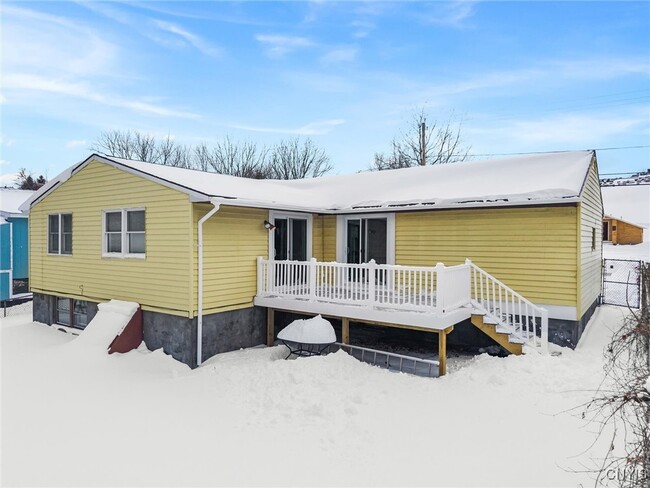 Building Photo - 941 Jamesville Ave